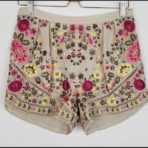 NWT Haute Hippie Embroidered Short Buff Floral 2